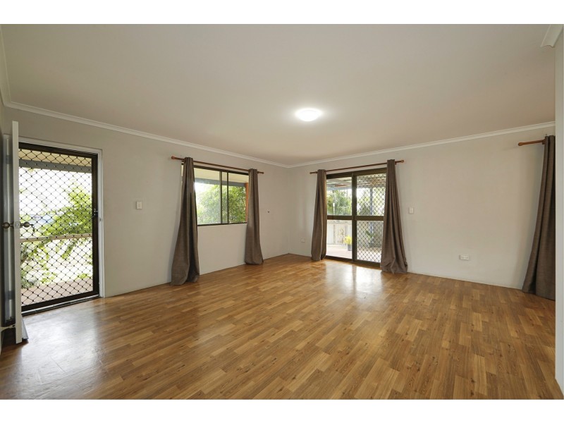 43 Crawford Drive, Dundowran QLD 4655