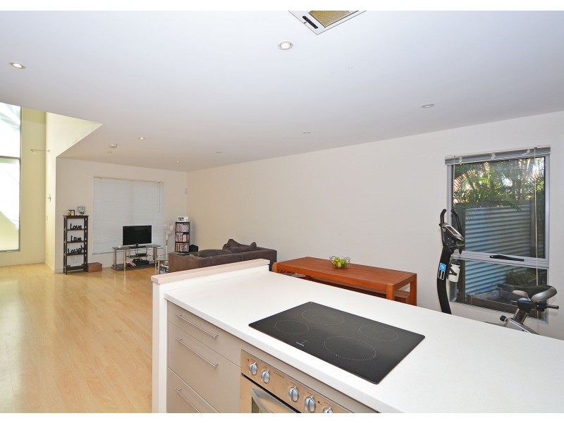 10/187 Torquay Road, Scarness QLD 4655