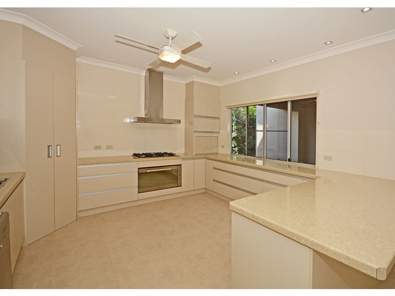 9 Seahaven Circuit, Pialba QLD 4655