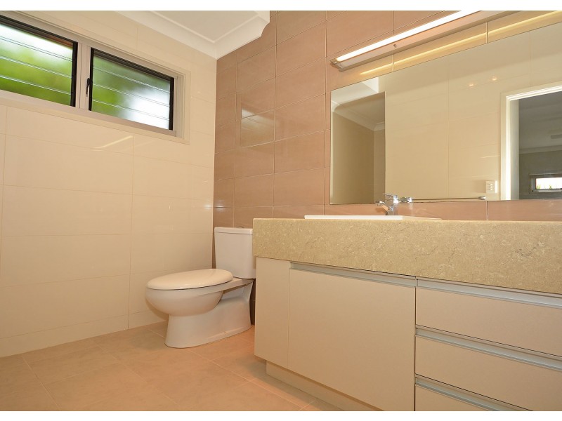 9 Seahaven Circuit, Pialba QLD 4655