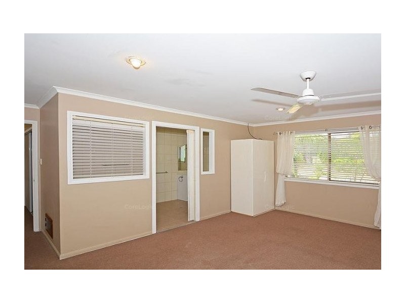 131 Burrum Street, Burrum Heads QLD 4659