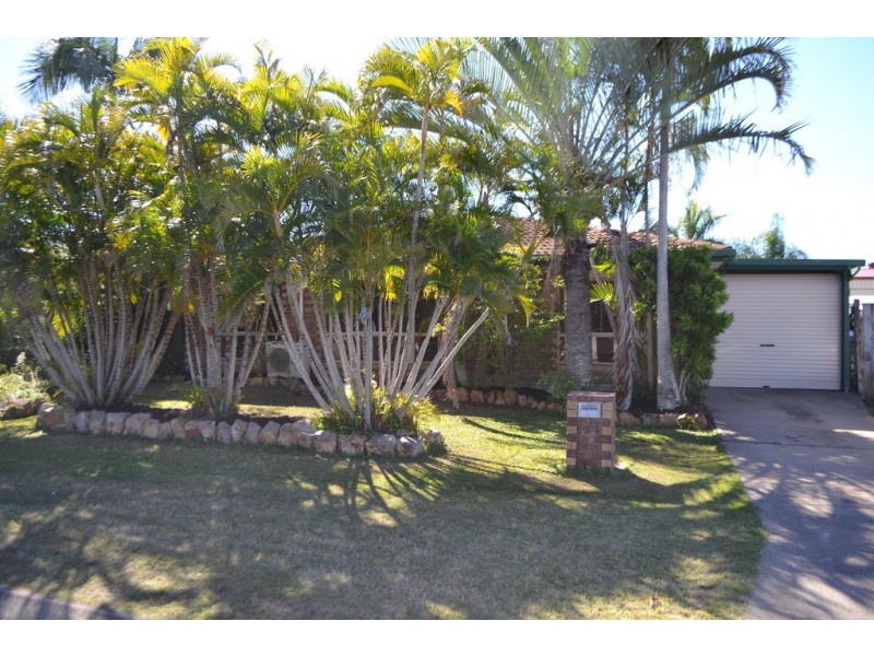 24 Deloraine Avenue, Urangan QLD 4655
