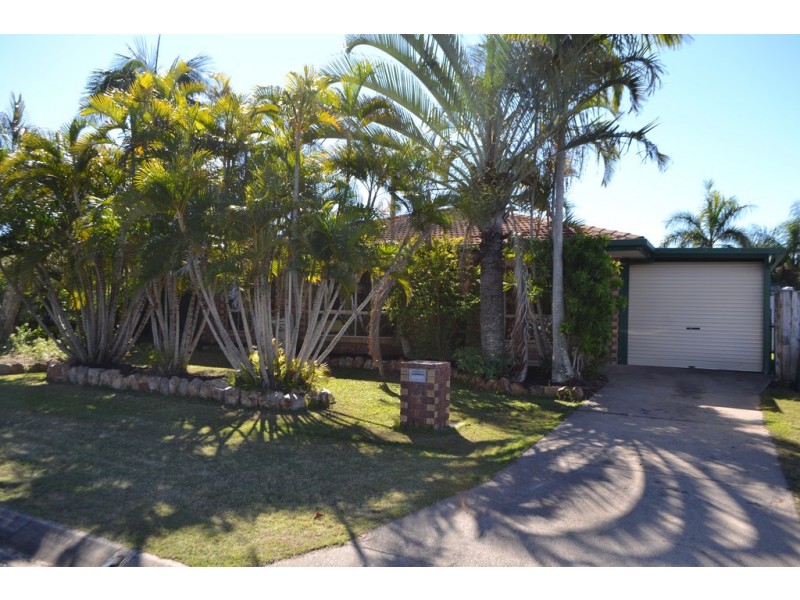 24 Deloraine Avenue, Urangan QLD 4655