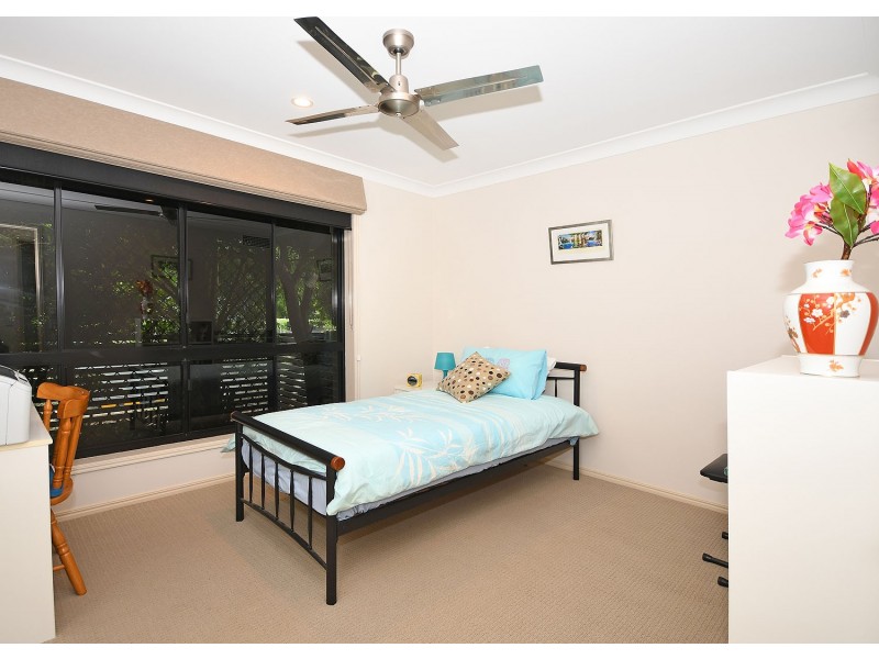 2/580 Esplanade, Urangan QLD 4655