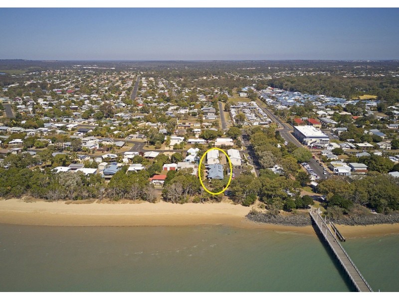 2/580 Esplanade, Urangan QLD 4655