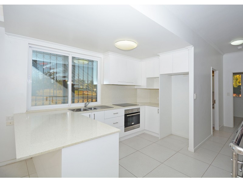 Unit 1, 13-19 Hythe St, Pialba QLD 4655
