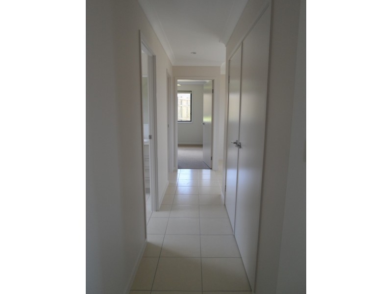 29 Bayridge Heights Drive, Nikenbah QLD 4655