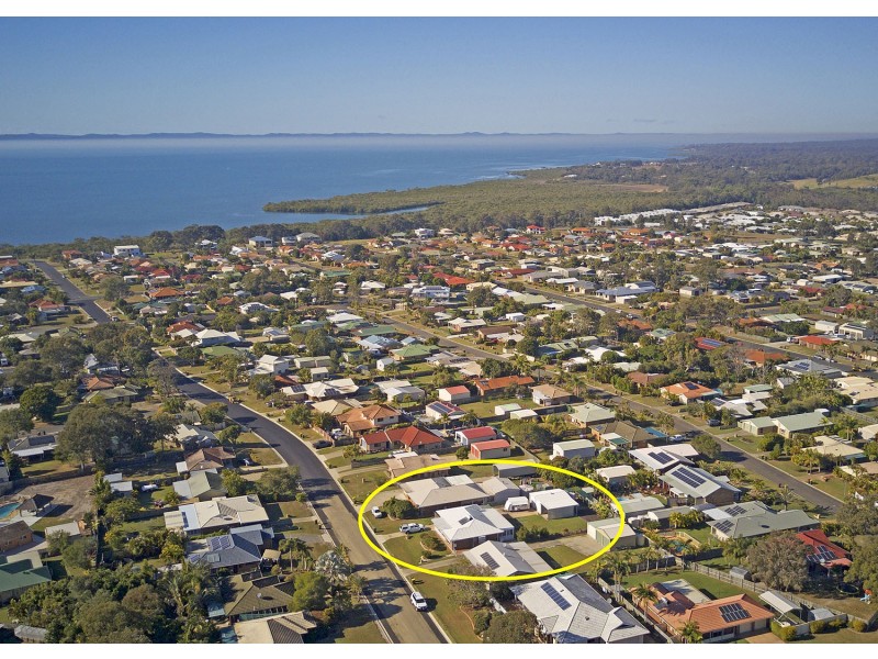 36 Aimee Drive, Urangan QLD 4655