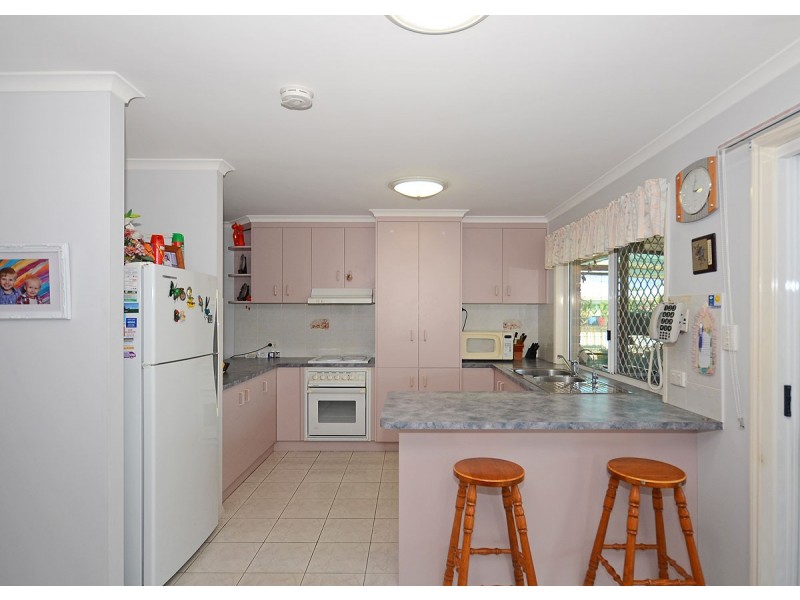 36 Aimee Drive, Urangan QLD 4655