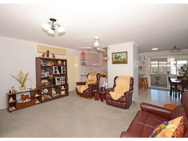 36 Aimee Drive, Urangan QLD 4655