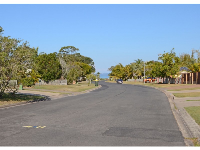 36 Aimee Drive, Urangan QLD 4655