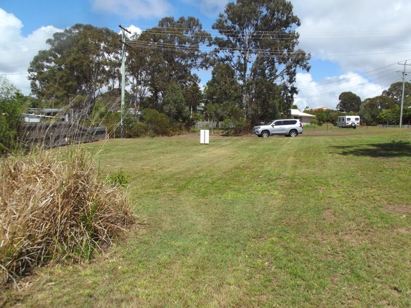 4 Petrel Avenue, River Heads QLD 4655