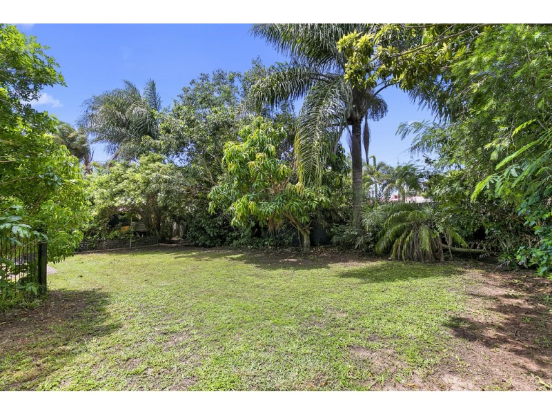 273 Boat Harbour Drive, Scarness QLD 4655