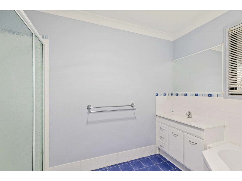 9 Oakes Drive, Burrum Heads QLD 4659