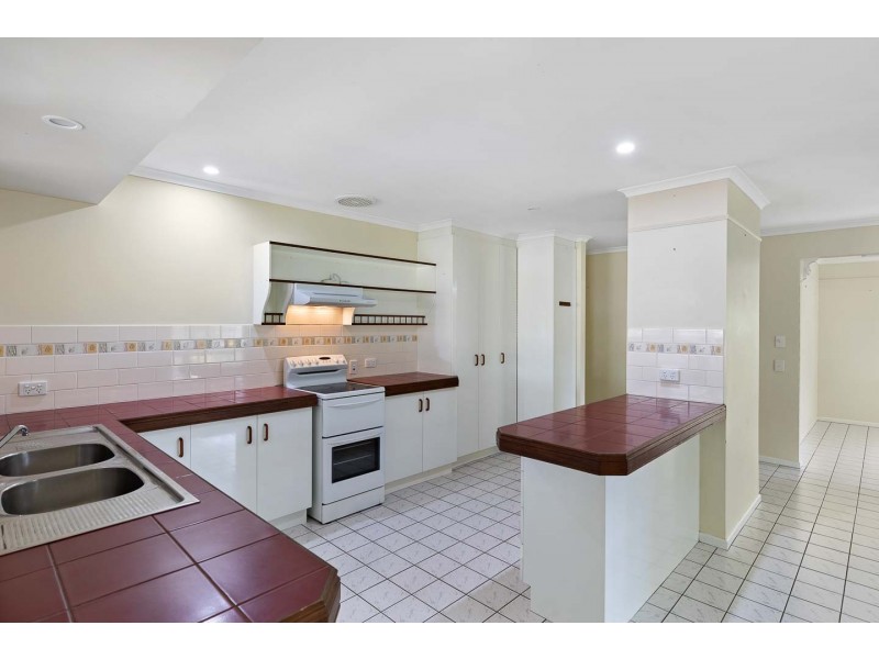 252 Oregan Creek Road, Toogoom QLD 4655