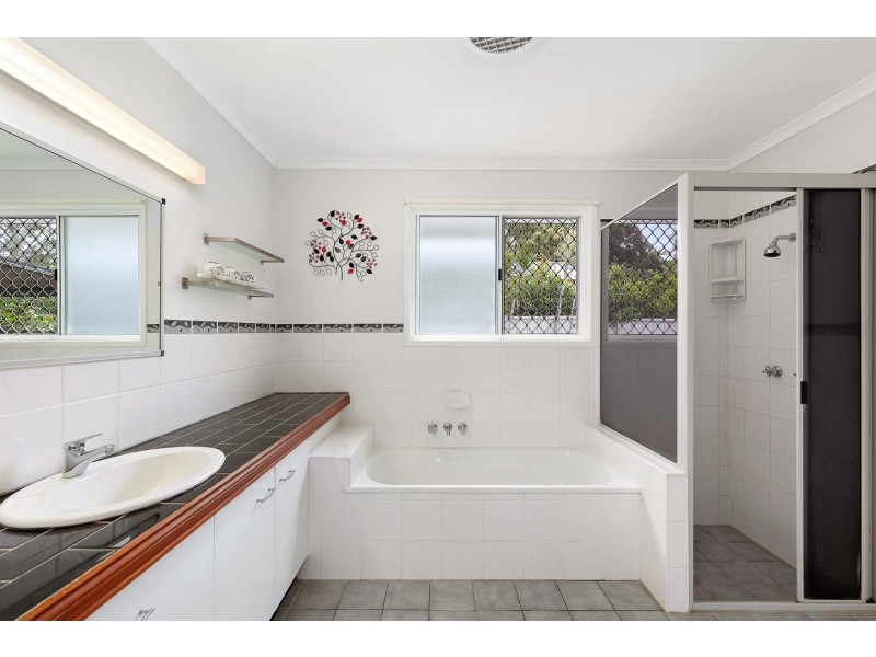 252 Oregan Creek Road, Toogoom QLD 4655