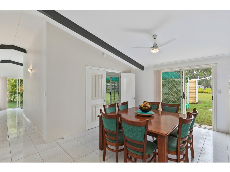 2 Caroline Court, Burrum River QLD 4659