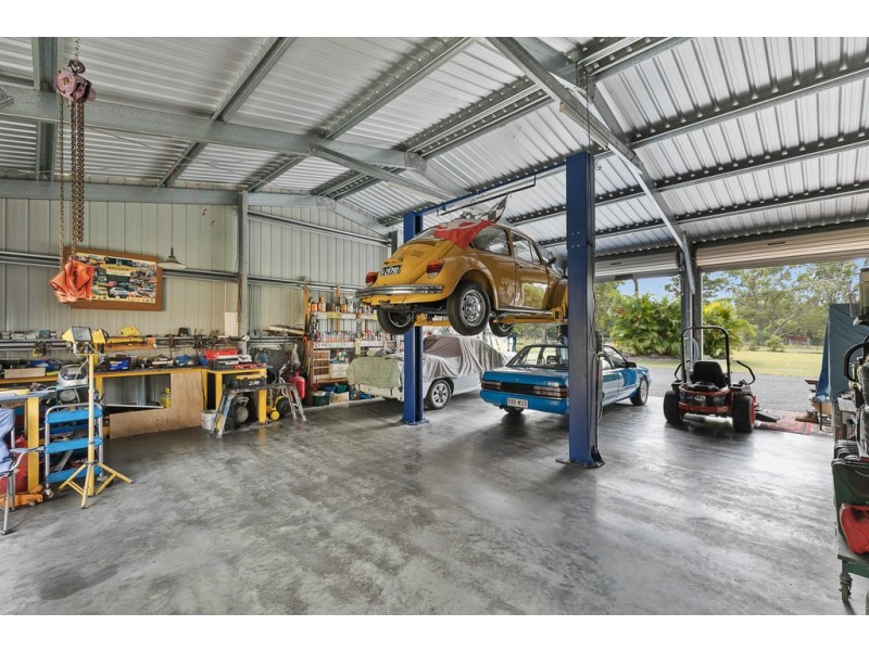 2 Caroline Court, Burrum River QLD 4659