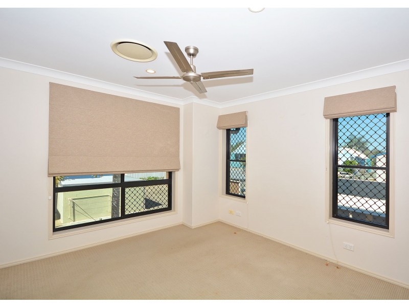3/580 Esplanade, Urangan QLD 4655
