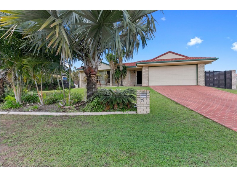 71 St Joseph Drive, Urraween QLD 4655