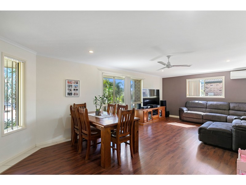 71 St Joseph Drive, Urraween QLD 4655