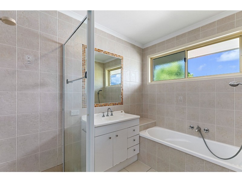 71 St Joseph Drive, Urraween QLD 4655