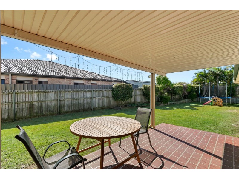 71 St Joseph Drive, Urraween QLD 4655