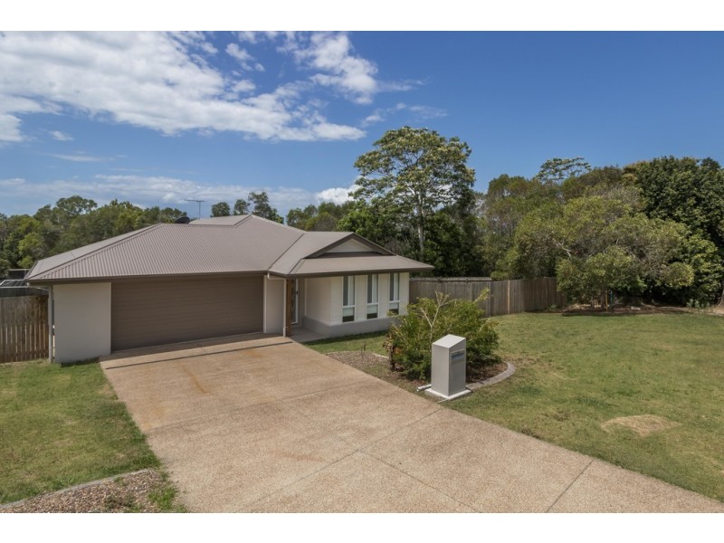 18 Steel Street, Nikenbah QLD 4655