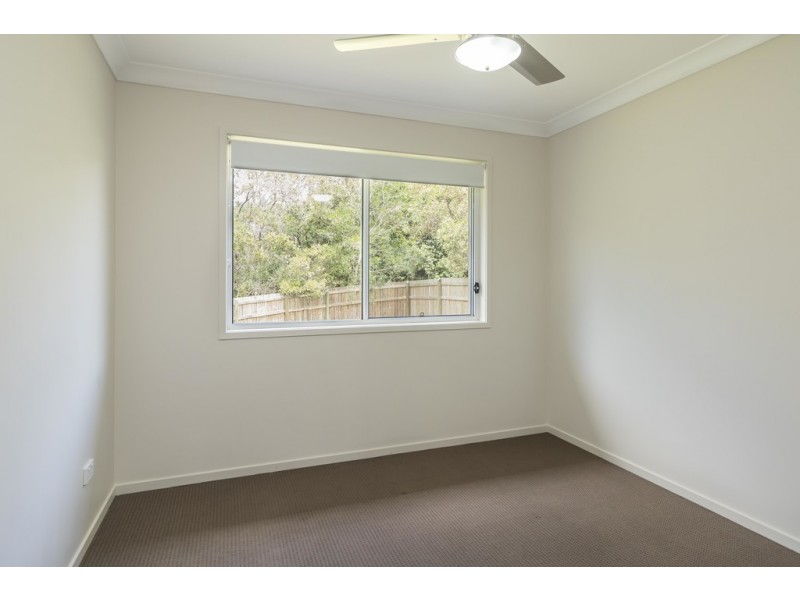 18 Steel Street, Nikenbah QLD 4655