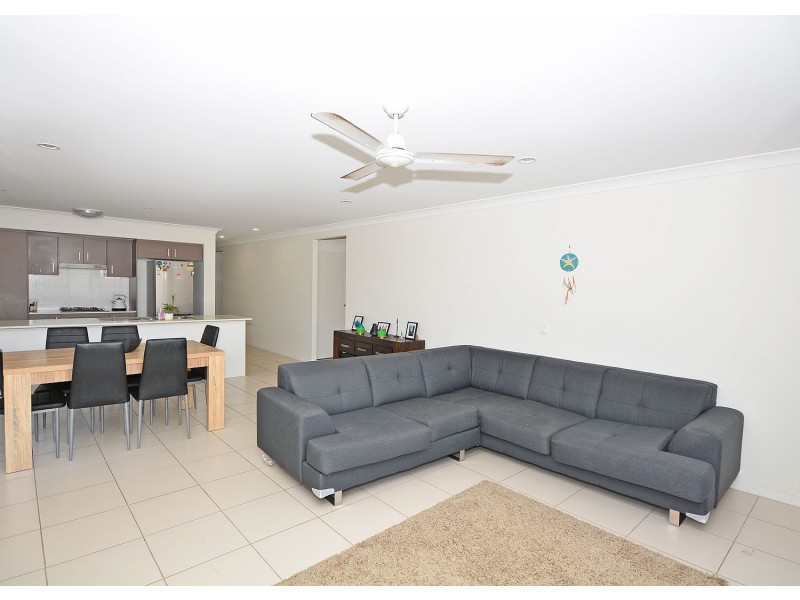 14 Roebuck Street, Urraween QLD 4655