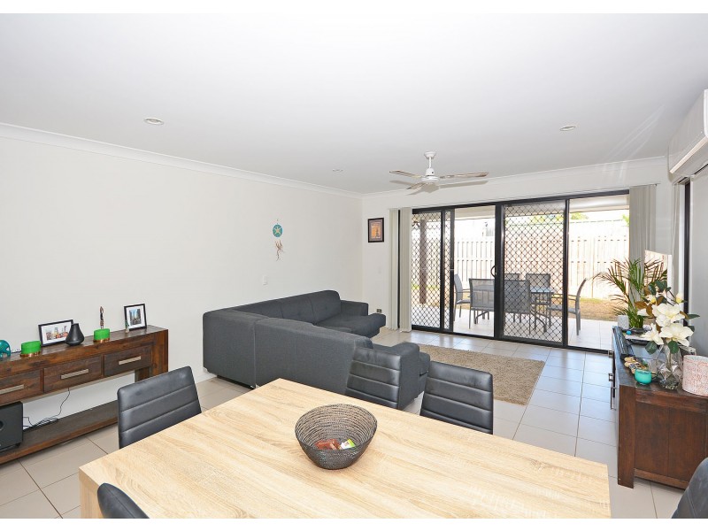 14 Roebuck Street, Urraween QLD 4655