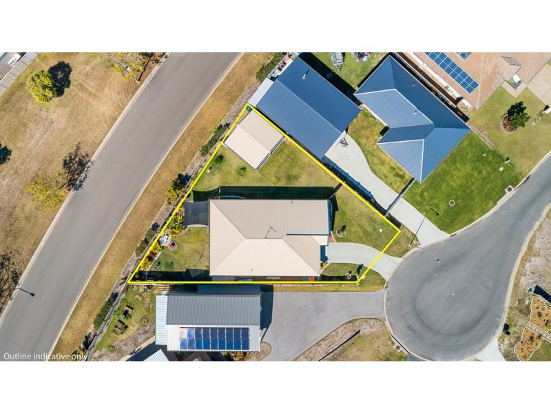15 Cheellii Court, Burrum Heads QLD 4659