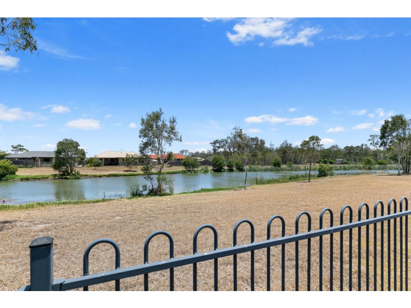 10 Wodalla Mews, Point Vernon QLD 4655