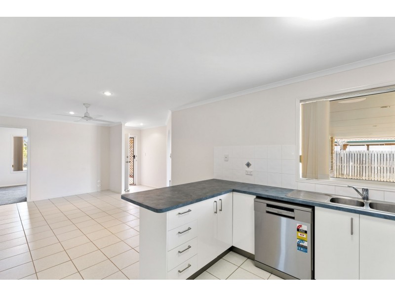 10 Wodalla Mews, Point Vernon QLD 4655