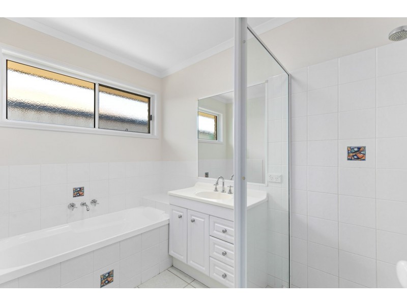 10 Wodalla Mews, Point Vernon QLD 4655