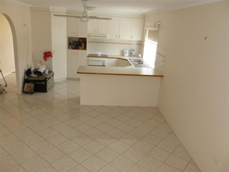47 HILLCREST, Scarness QLD 4655