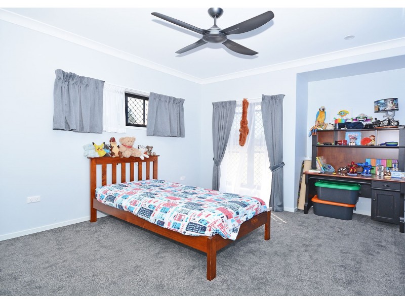 561 Dundowran Road, Dundowran QLD 4655