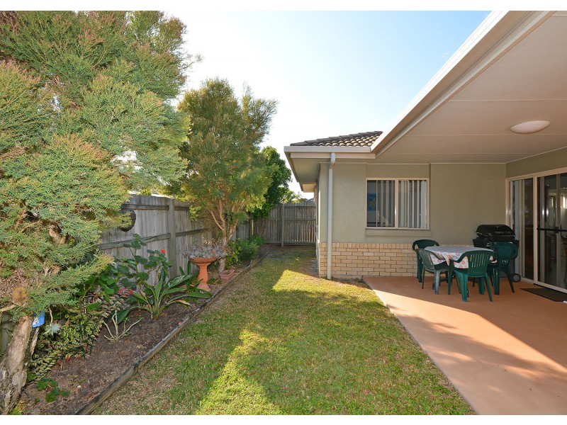 4/142-146 Elizabeth St, Urangan QLD 4655