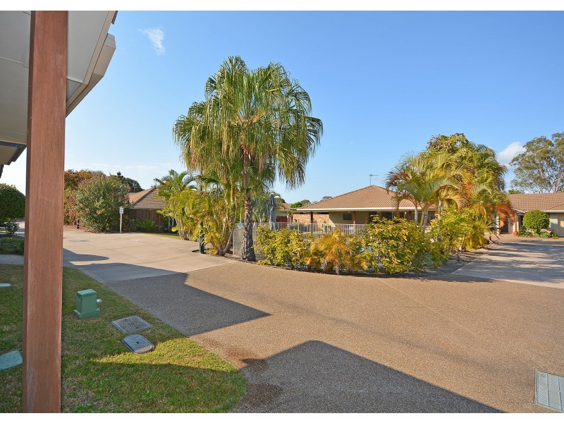 4/142-146 Elizabeth St, Urangan QLD 4655