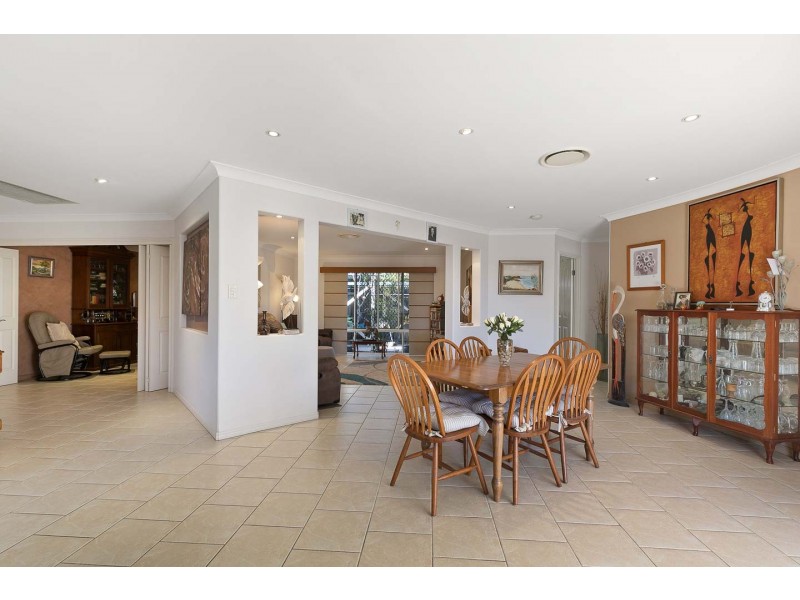 4 Louise Drive, Burrum Heads QLD 4659
