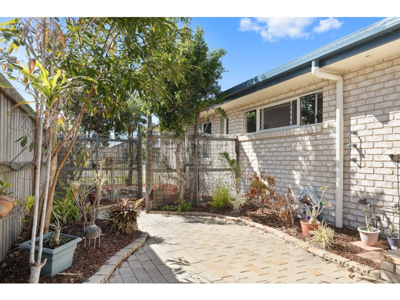 4 Louise Drive, Burrum Heads QLD 4659