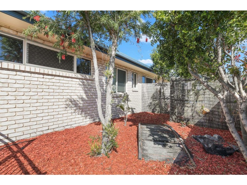 4 Louise Drive, Burrum Heads QLD 4659