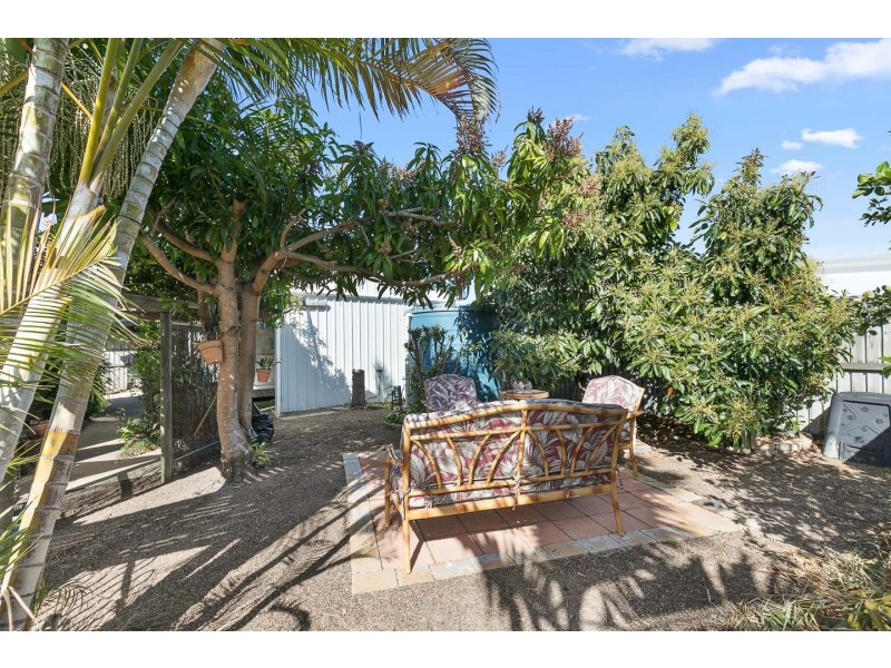 4 Louise Drive, Burrum Heads QLD 4659