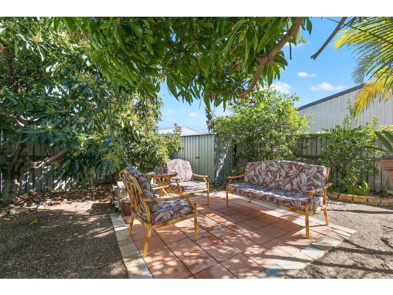 4 Louise Drive, Burrum Heads QLD 4659