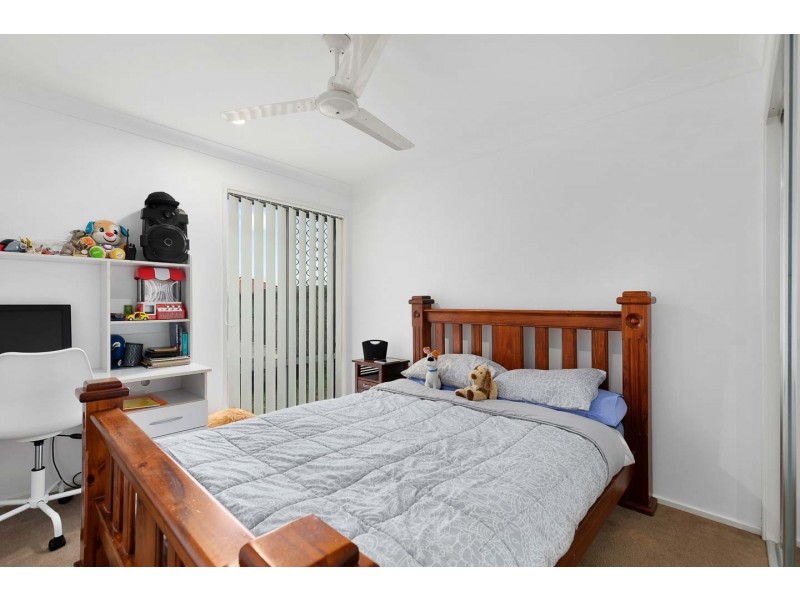 34 Endeavour Way, Eli Waters QLD 4655