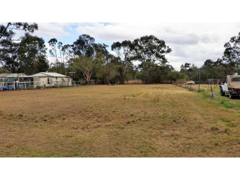 12 Hunter Street, Torbanlea QLD 4662
