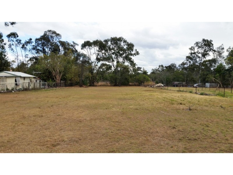 12 Hunter Street, Torbanlea QLD 4662