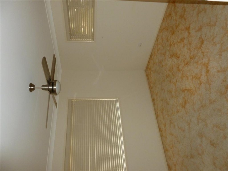 12 WAIGANI, Kawungan QLD 4655