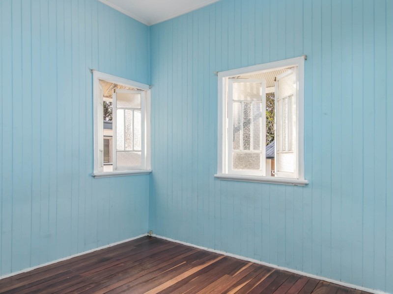 9 Down Street, Scarness QLD 4655