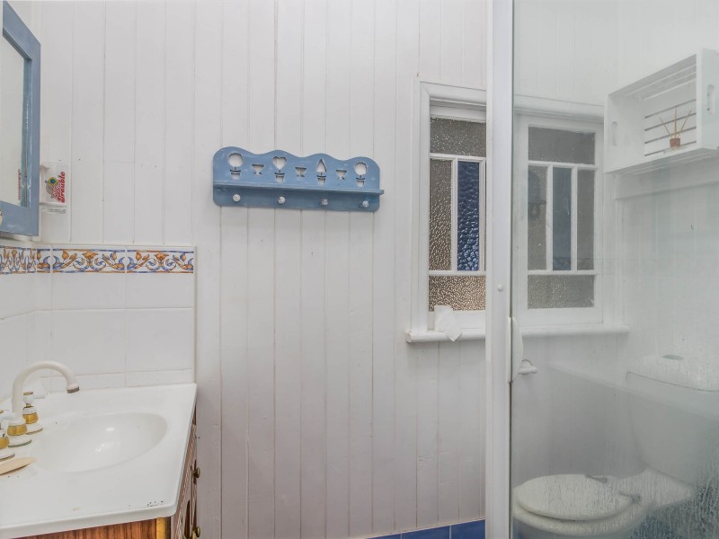 9 Down Street, Scarness QLD 4655